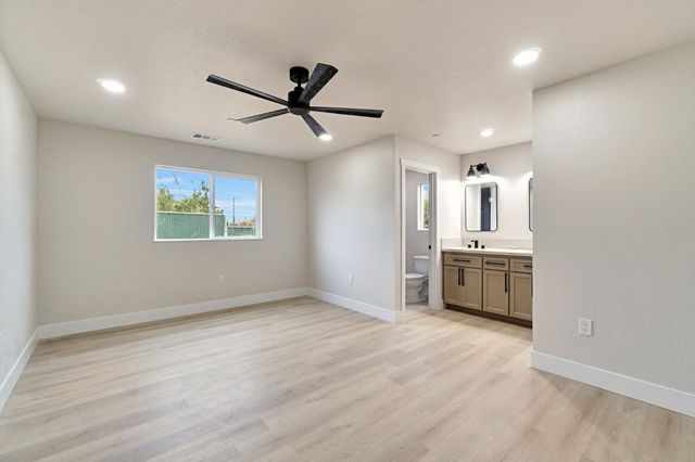 17133 Camden, Madera, CA 93638