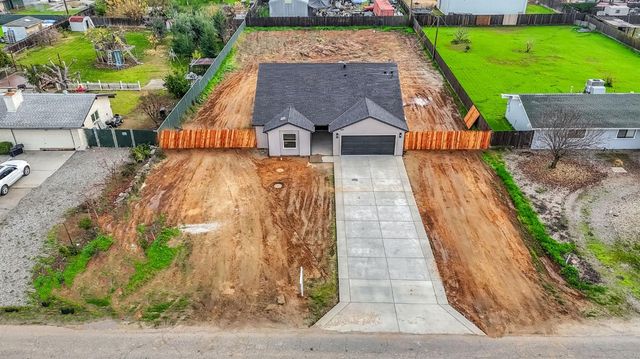 17133 Camden, Madera, CA 93638