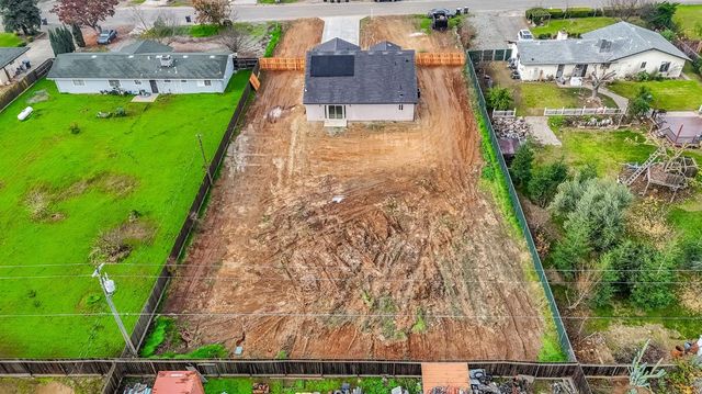 17133 Camden, Madera, CA 93638