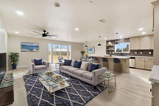 17133 Camden, Madera, CA 93638