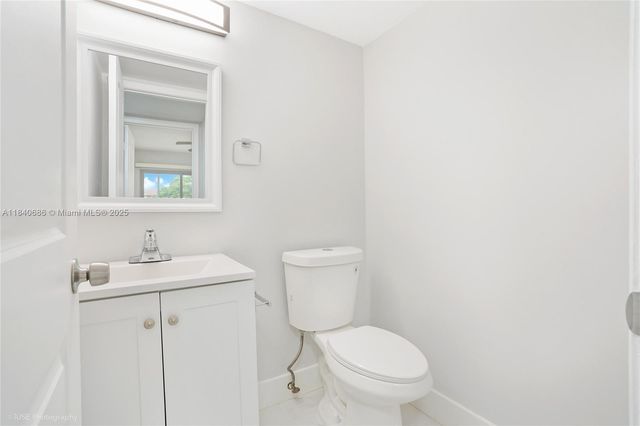 200 SW 132nd Way 210L, Pembroke Pines, FL 33027