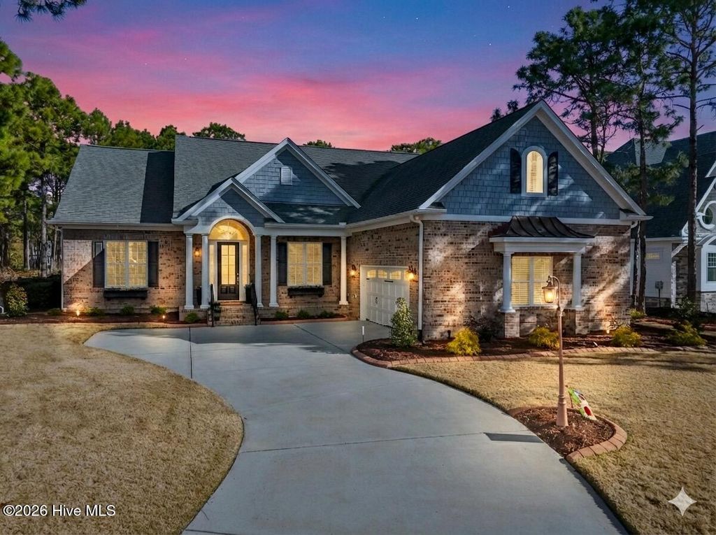 Image 2 of property listing at 4165 Wyndmere Drive, Southport, NC 28461