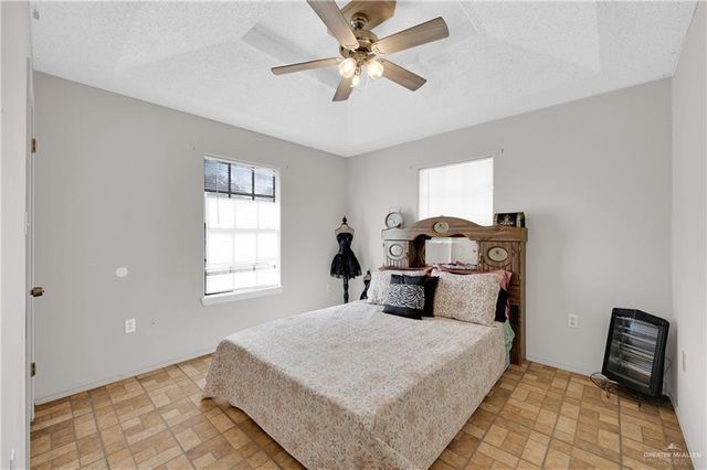 1316 E 2nd Street, Mission, TX 78572