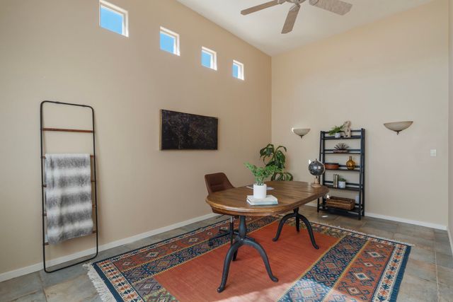 11 Sobradora Drive, Santa Fe, NM 87508