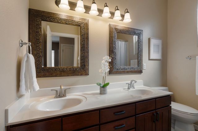 11 Sobradora Drive, Santa Fe, NM 87508