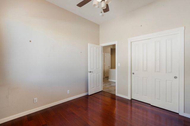 11 Sobradora Drive, Santa Fe, NM 87508