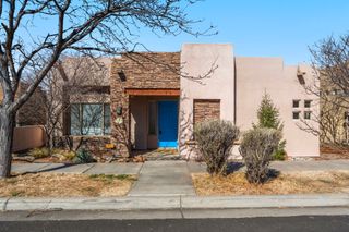 11 Sobradora Drive, Santa Fe, NM 87508