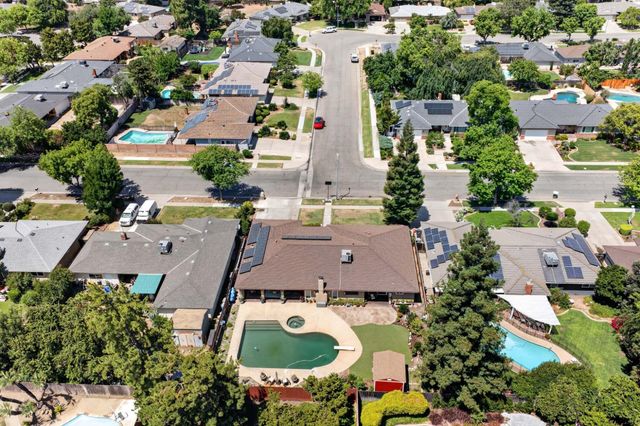 5644 N Hazel Avenue, Fresno, CA 93711