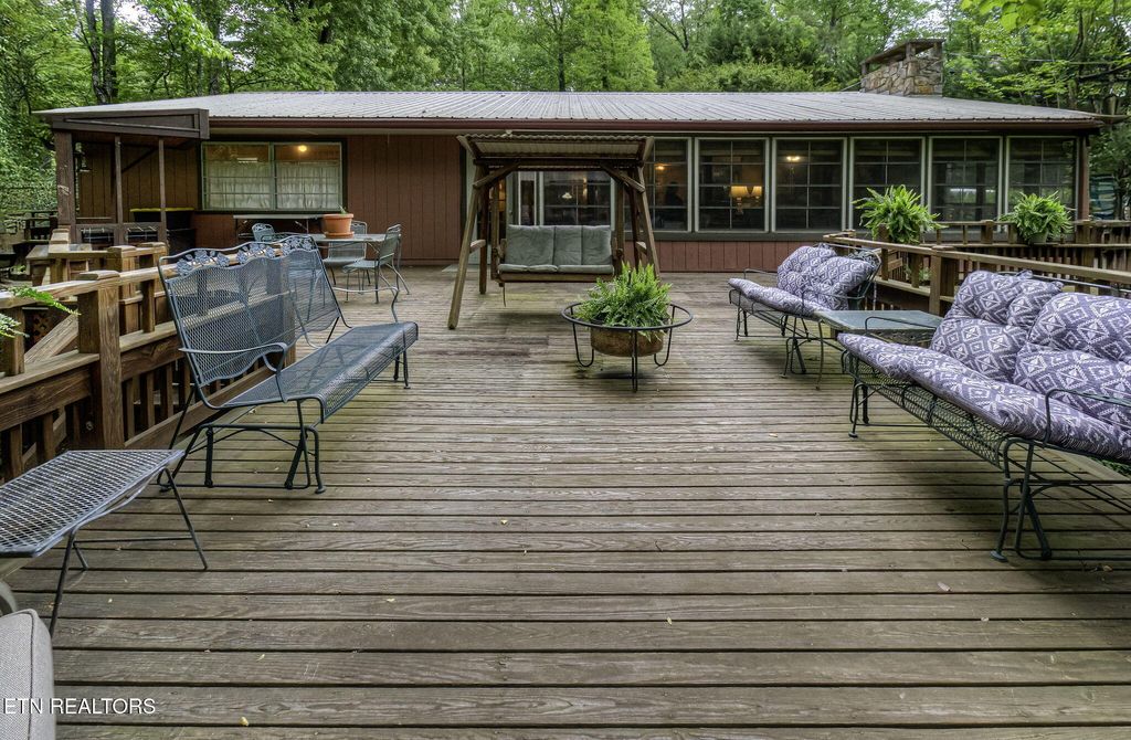 315 Robin Lane, Gatlinburg, TN 37738