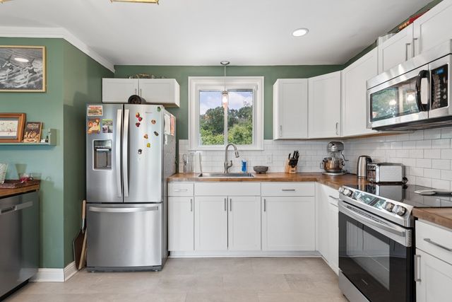 409 Rosehill Ct, Goodlettsville, TN 37072