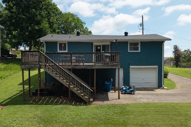 409 Rosehill Ct, Goodlettsville, TN 37072