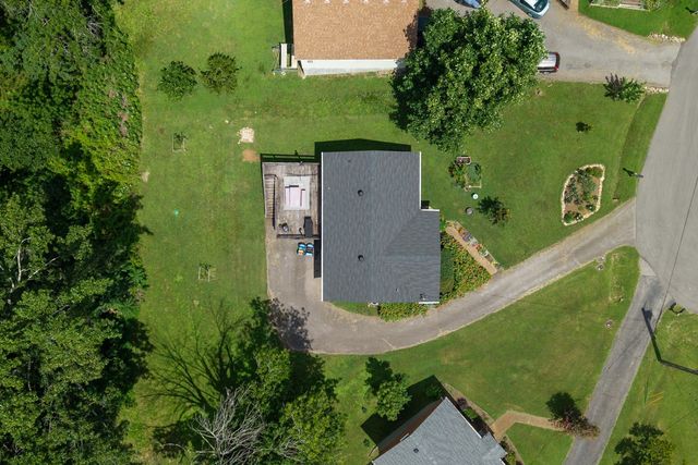 409 Rosehill Ct, Goodlettsville, TN 37072