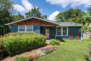 409 Rosehill Ct, Goodlettsville, TN 37072