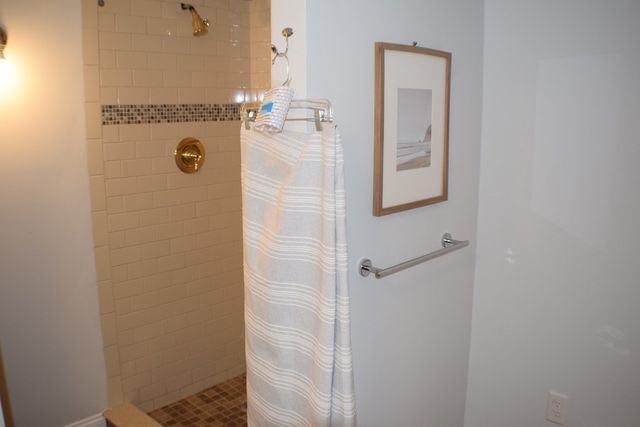 109 Homer Dr, Somerset, MA 02726