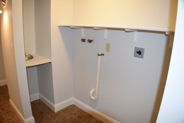 109 Homer Dr, Somerset, MA 02726