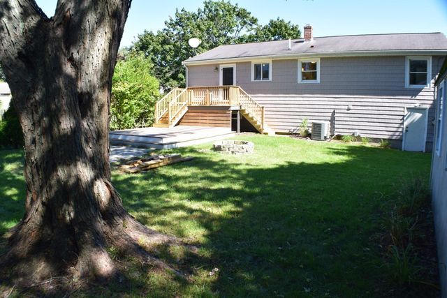 109 Homer Dr, Somerset, MA 02726
