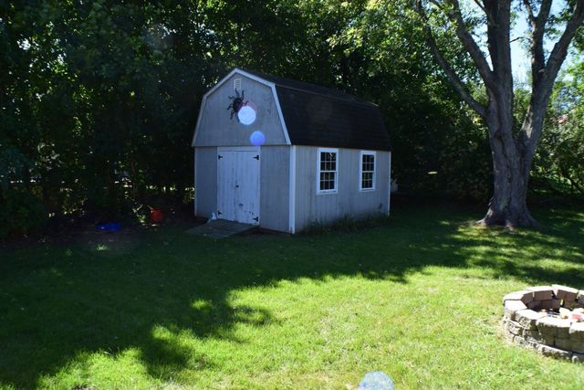 109 Homer Dr, Somerset, MA 02726