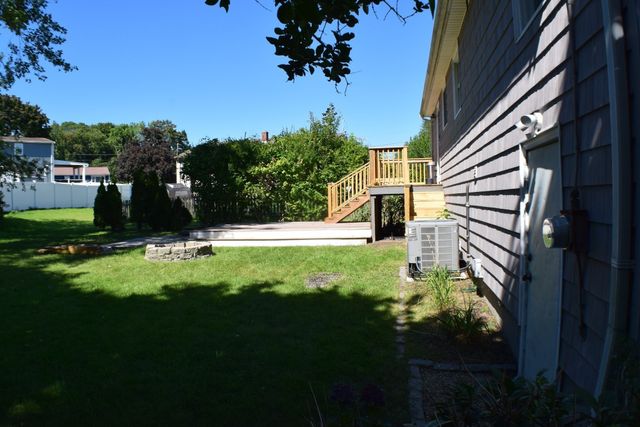 109 Homer Dr, Somerset, MA 02726