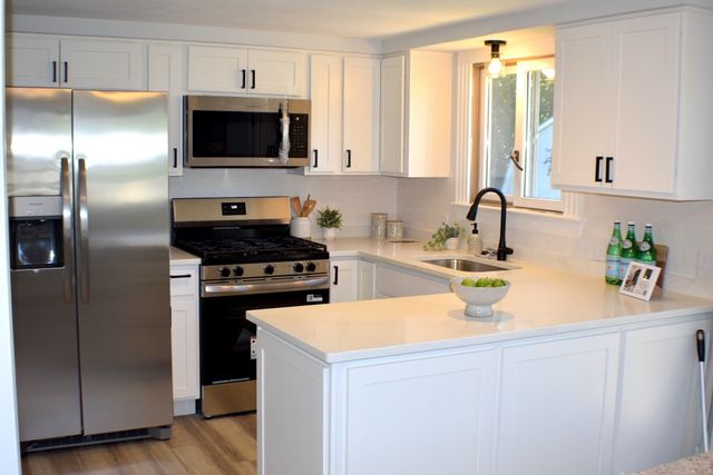 109 Homer Dr, Somerset, MA 02726