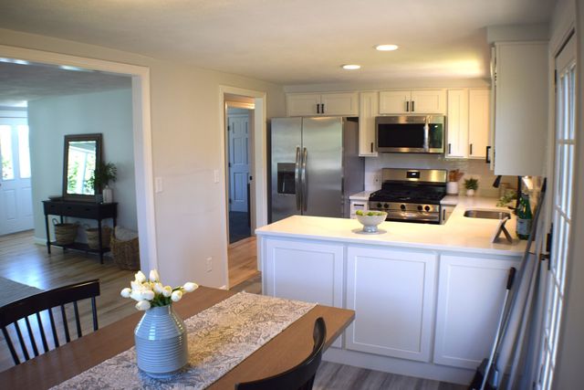 109 Homer Dr, Somerset, MA 02726