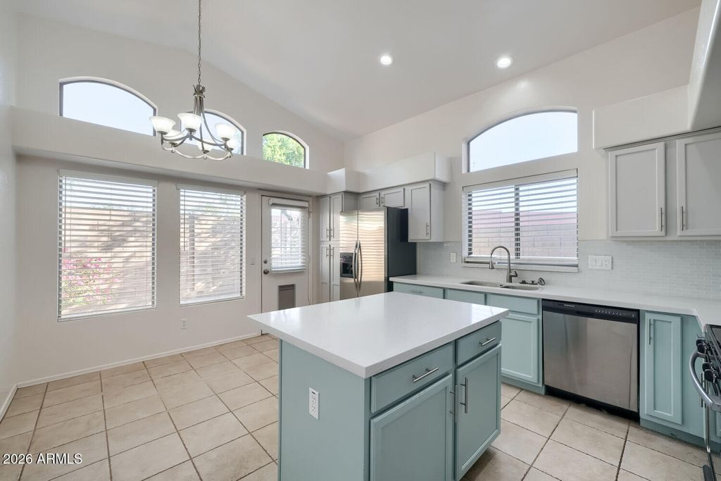 7250 E KNOLL Street, Mesa, AZ 85207 — photo 5