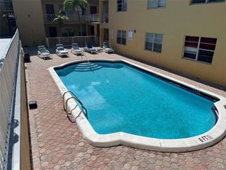 6840 Pembroke Road 118, Pembroke Pines, FL 33023