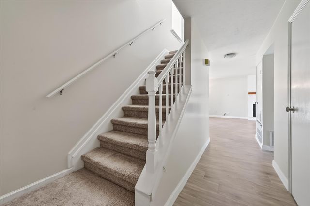 7514 Summer Glen Lane, Houston, TX 77072