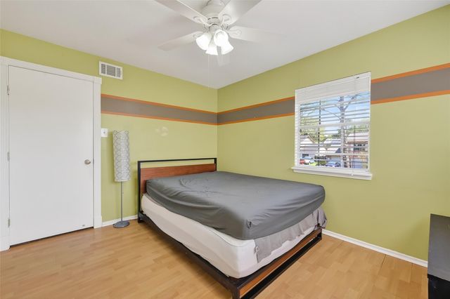 7514 Summer Glen Lane, Houston, TX 77072