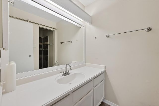 7514 Summer Glen Lane, Houston, TX 77072