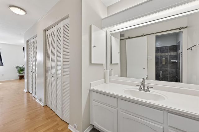 7514 Summer Glen Lane, Houston, TX 77072