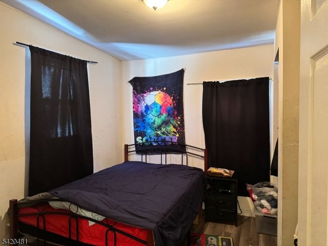 65 Stone St, Newark City, NJ 07104