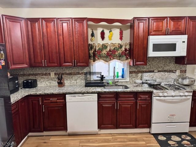 65 Stone St, Newark City, NJ 07104