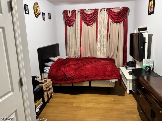 65 Stone St, Newark City, NJ 07104