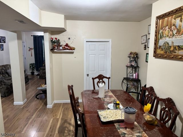 65 Stone St, Newark City, NJ 07104
