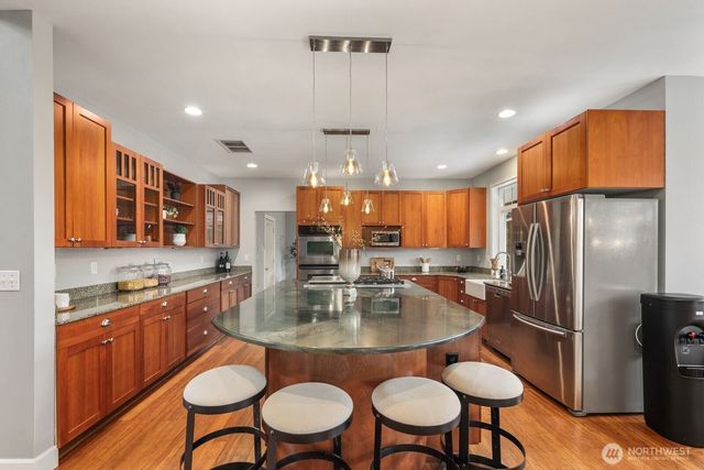 27511 178th Street E, Carbonado, WA 98323