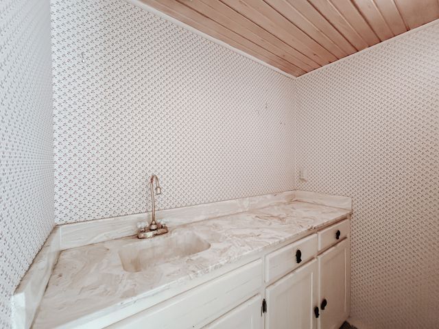 3717 NW County Road 0016, Corsicana, TX 75110