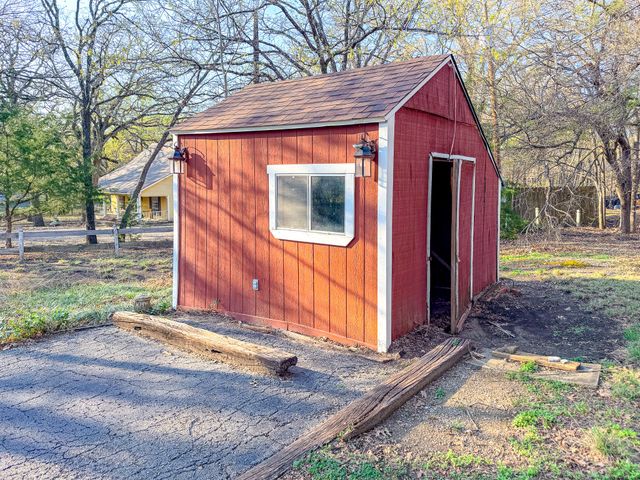 3717 NW County Road 0016, Corsicana, TX 75110