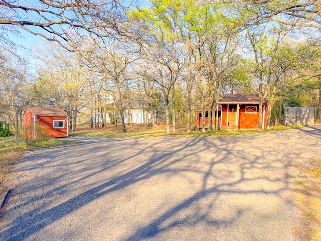 3717 NW County Road 0016, Corsicana, TX 75110