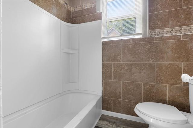 627 Sumner Avenue, Kansas City, KS 66101