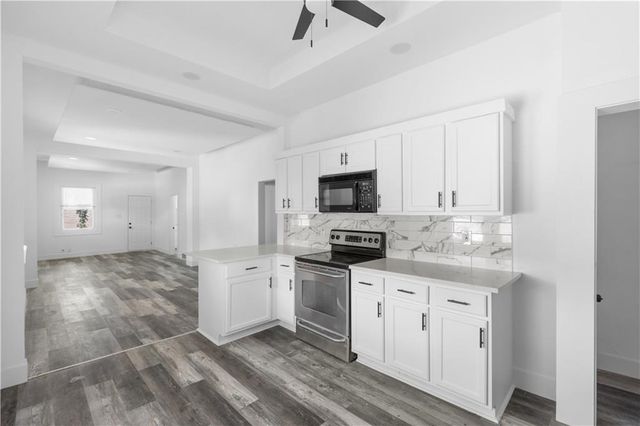 627 Sumner Avenue, Kansas City, KS 66101