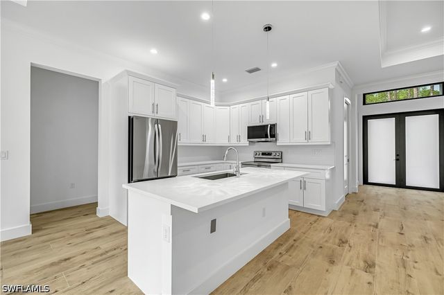 3765 16th AVE SE, Naples, FL 34117
