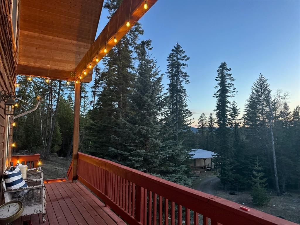 Image 2 of property listing at 11678 S Whitetail Road, Bigfork, MT 59911