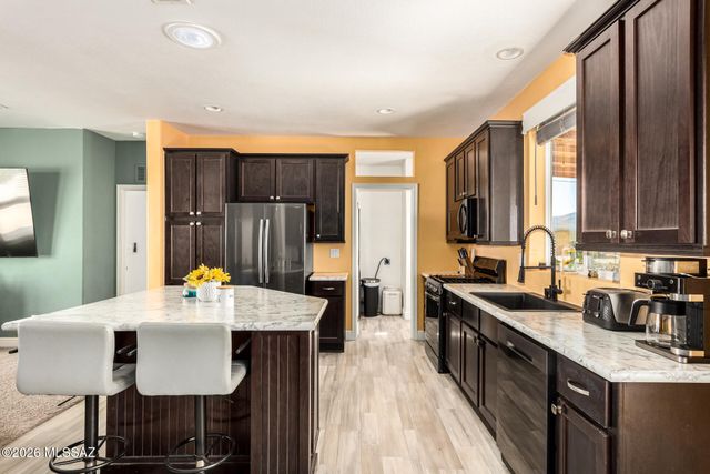 18150 S Mann Avenue, Sahuarita, AZ 85629