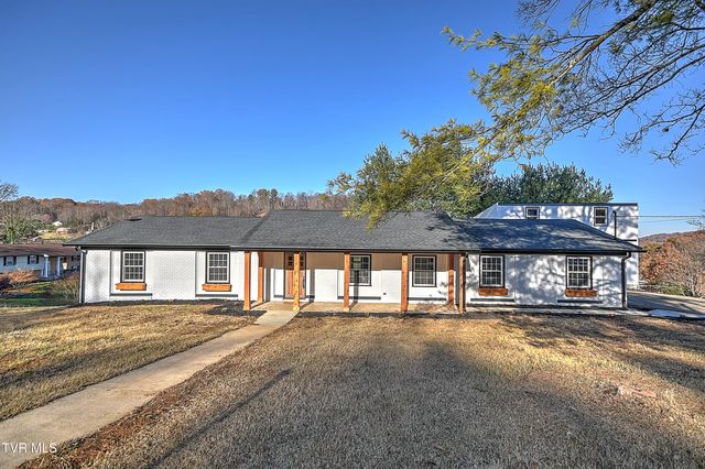 220 Blue Haven Drive, Kingsport, TN 37663