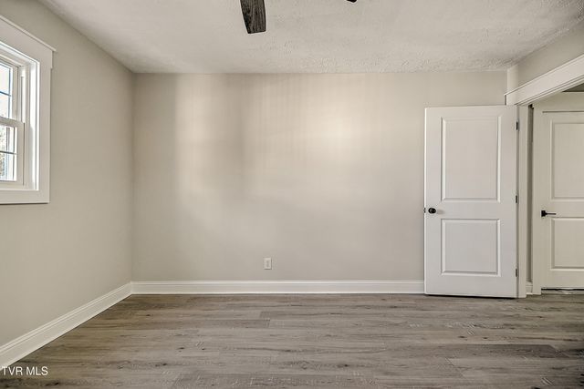 220 Blue Haven Drive, Kingsport, TN 37663