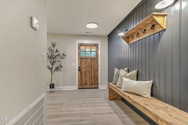 220 Blue Haven Drive, Kingsport, TN 37663