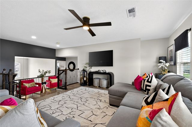 2067 Silver Linden Drive, Tipp City, OH 45371