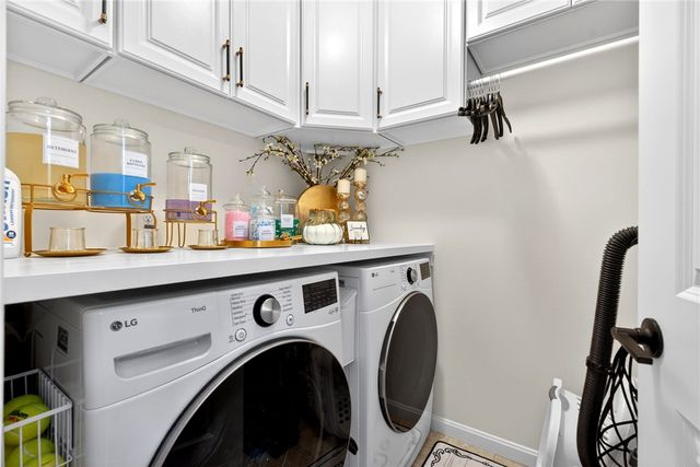 2067 Silver Linden Drive, Tipp City, OH 45371