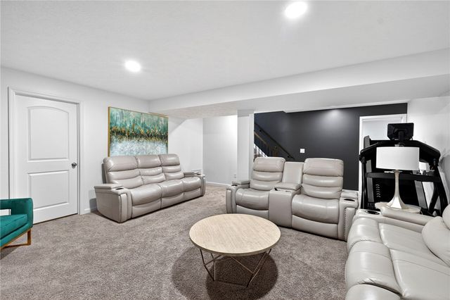 2067 Silver Linden Drive, Tipp City, OH 45371