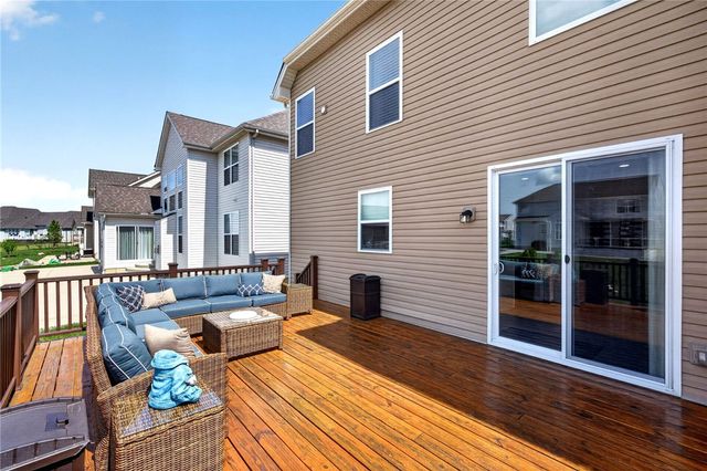 2067 Silver Linden Drive, Tipp City, OH 45371
